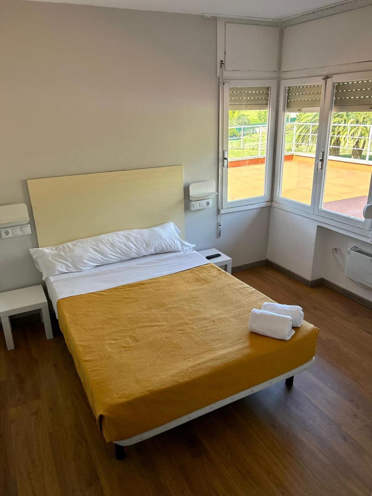 Las Palmeras Hotel Gijon Ngoại thất bức ảnh